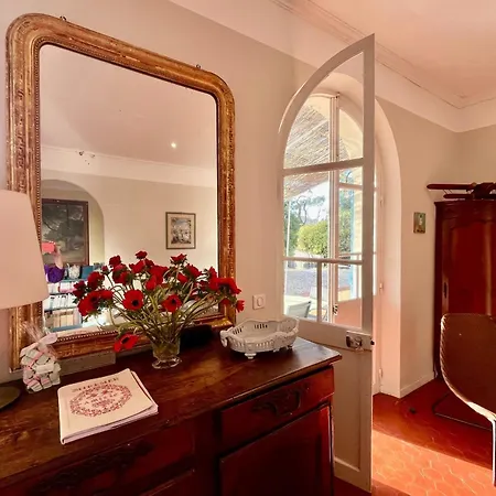 Family Of 150m2 With Swimming Pool In Сasa de vacaciones Hyères